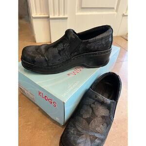 Klogs Naples Whimsigoth Neutral Women  6.5 Leather Slip Resistant Nurse Dental